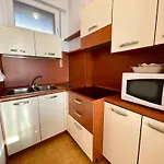 Appartement Cozy With Balcony-beahost